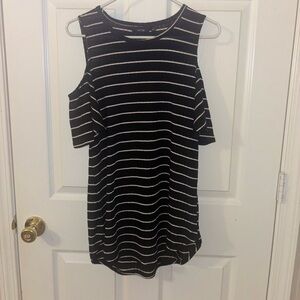 Apt. 9 Blouse Size Small